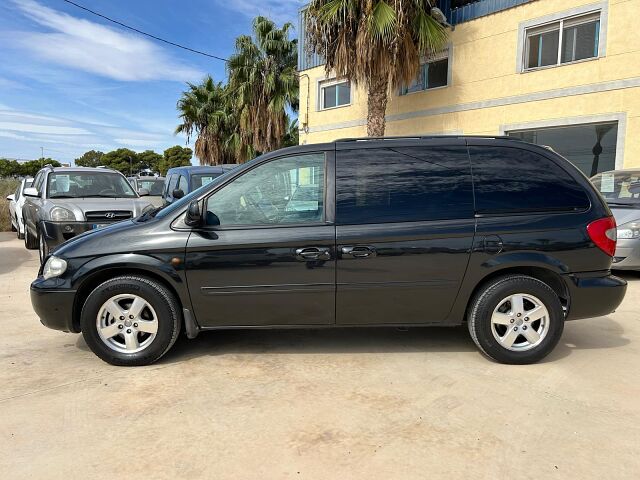 CHRYSLER VOYAGER LX 2.8 CRDI AUTO SPANISH LHD IN SPAIN 150000 MILES 7 SEAT 2007